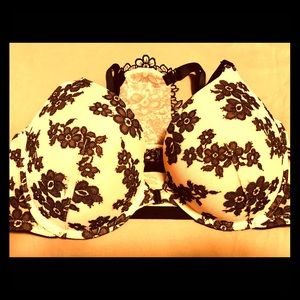 Victoria’s Secret PINK - Black & White Lace Bra